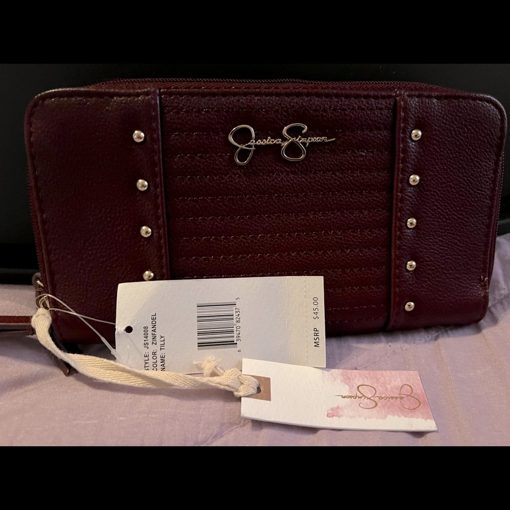 Jessica Simpson wallet
